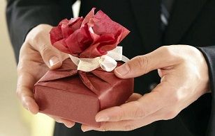 Подарочные часы